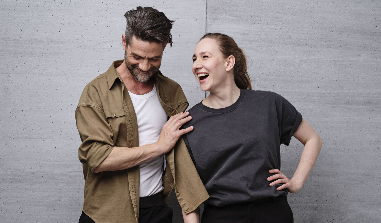 Wollen Sie wippen? | satirisches Schauspiel mit Hart auf Hart