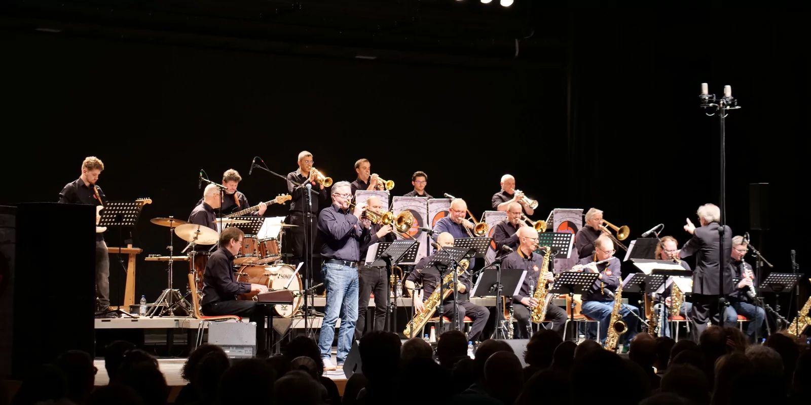 Die Realschule feiert 60 Jahre: Konzert der Lehrer-Bigband Bayern