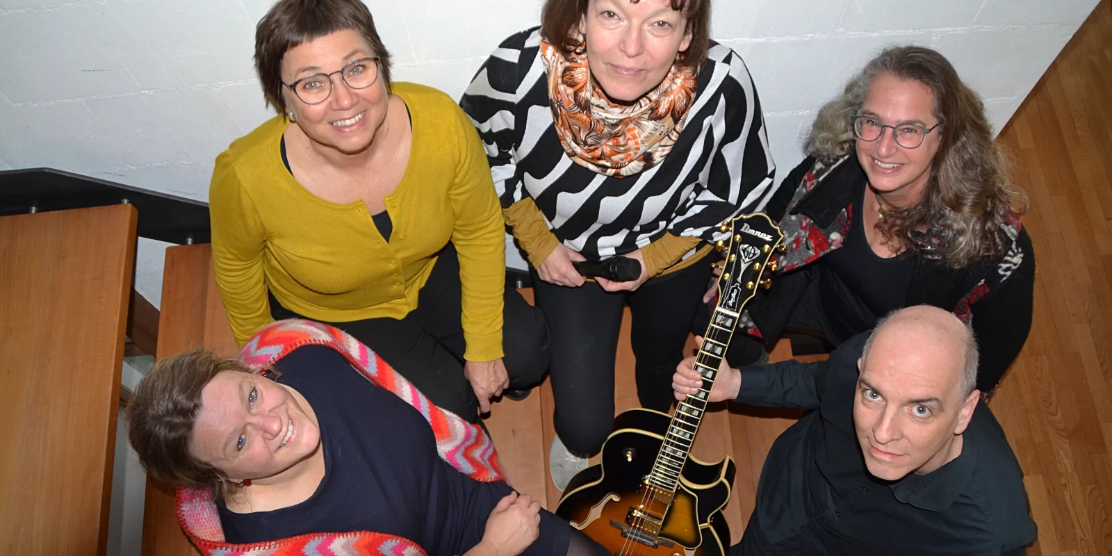 THE BEATLES – LIVE LYRICS